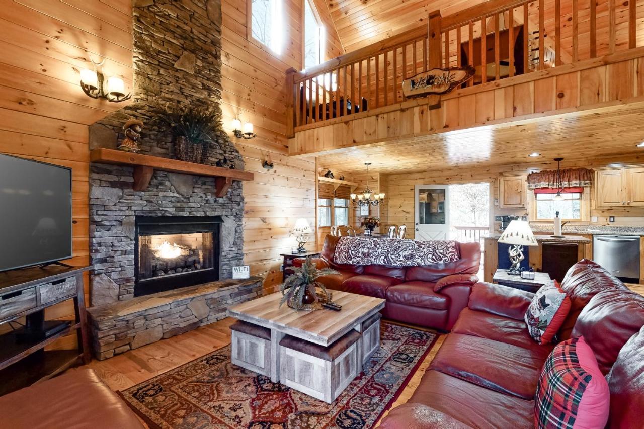 Bearfoot Lodge Ellijay Bagian luar foto