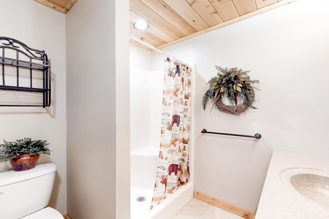 Bearfoot Lodge Ellijay Bagian luar foto